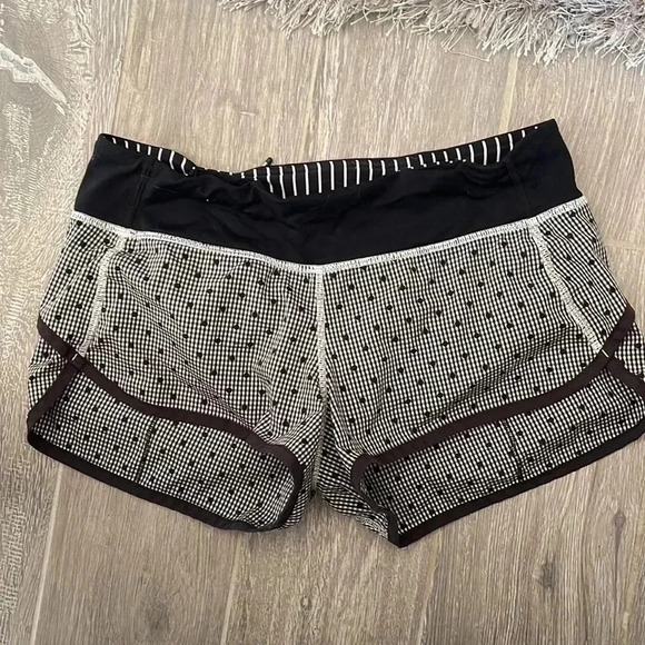 Lululemon run speed shorts - Picture 5 of 10